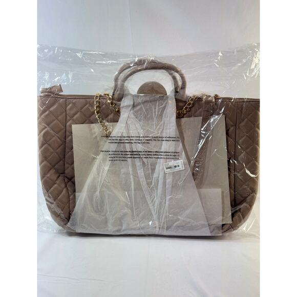 Gilda Paris Large Quilted Tote Bag in Taupe with Luggage Handle Slot NWT - Picture 5 of 6